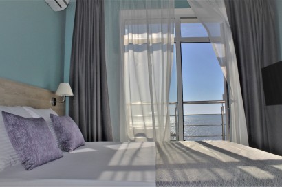 Апартаменты с 2мя спальнями с видом на море